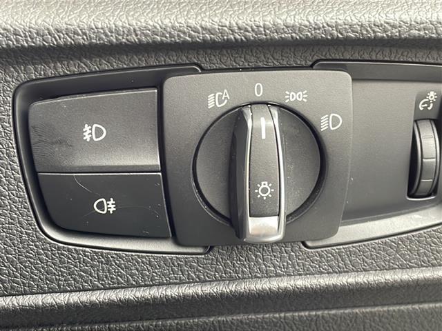 1シリーズ 118d スポーツ 純正ナビ CD/DVD Bluetooth バックカメラ ETC付きバックミラー 前後コーナーセンサー 前後ドライブレコーダー アイドリングストップ クルーズコントロール(17枚目)