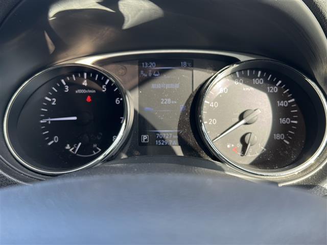 エクストレイル ２０Ｘ　エマージェンシーブレーキパッケージ（4枚目）