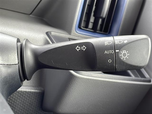 タント Ｘターボ　社外ナビ　ＣＤ　ＴＶ　片側パワースライドドア　ロングスライドシート　衝突回避支援機能　踏み間違い防止機能　盗難防止装置　横滑り防止装置　オートライト　プッシュスタート（7枚目）