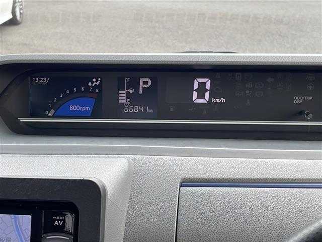 タント Ｘターボ　社外ナビ　ＣＤ　ＴＶ　片側パワースライドドア　ロングスライドシート　衝突回避支援機能　踏み間違い防止機能　盗難防止装置　横滑り防止装置　オートライト　プッシュスタート（8枚目）