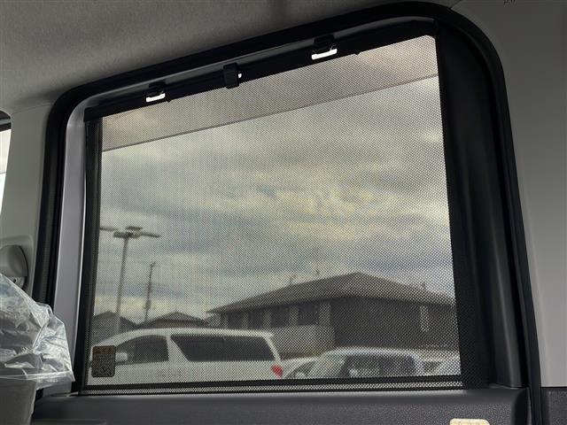 タント Ｘターボ　社外ナビ　ＣＤ　ＴＶ　片側パワースライドドア　ロングスライドシート　衝突回避支援機能　踏み間違い防止機能　盗難防止装置　横滑り防止装置　オートライト　プッシュスタート（17枚目）