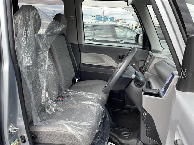 タント Ｘターボ　社外ナビ　ＣＤ　ＴＶ　片側パワースライドドア　ロングスライドシート　衝突回避支援機能　踏み間違い防止機能　盗難防止装置　横滑り防止装置　オートライト　プッシュスタート（22枚目）