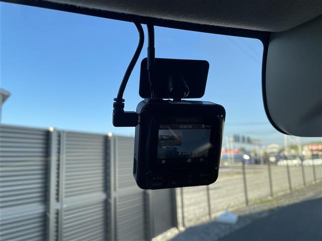 Ｎ－ＢＯＸ ベースグレード　ワンオーナー　純正メーカーＨＤＤナビ（ＢＬＵＥＴＯＯＴＨ機能付き　フルセグＴＶ）追従式クルーズコントロール　バックカメラ　両側パワースライドドア　シートヒーター　車線逸脱防止機能　衝突被害軽減ブレーキ（16枚目）