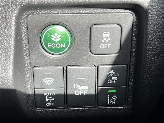 ヴェゼル ハイブリッドＺ・ホンダセンシング　純正ナビ　フルセグＴＶ　ＣＤ、ＤＶＤ、ＳＤ、ＵＳＢ、Ｂｌｕｅｔｏｏｔｈ　ＥＴＣ　ドライブレコーダー　前席シートヒーター　スポーツモード　デジタルルームミラー　純正アルミホイール　レーンキープアシスト（15枚目）