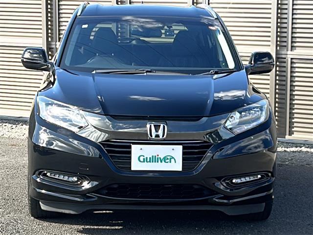 ヴェゼル ハイブリッドＺ・ホンダセンシング　純正ナビ　フルセグＴＶ　ＣＤ、ＤＶＤ、ＳＤ、ＵＳＢ、Ｂｌｕｅｔｏｏｔｈ　ＥＴＣ　ドライブレコーダー　前席シートヒーター　スポーツモード　デジタルルームミラー　純正アルミホイール　レーンキープアシスト（27枚目）