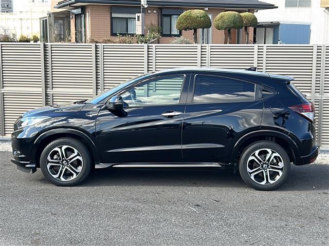 ヴェゼル ハイブリッドＺ・ホンダセンシング　純正ナビ　フルセグＴＶ　ＣＤ、ＤＶＤ、ＳＤ、ＵＳＢ、Ｂｌｕｅｔｏｏｔｈ　ＥＴＣ　ドライブレコーダー　前席シートヒーター　スポーツモード　デジタルルームミラー　純正アルミホイール　レーンキープアシスト（29枚目）