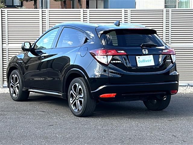 ヴェゼル ハイブリッドＺ・ホンダセンシング　純正ナビ　フルセグＴＶ　ＣＤ、ＤＶＤ、ＳＤ、ＵＳＢ、Ｂｌｕｅｔｏｏｔｈ　ＥＴＣ　ドライブレコーダー　前席シートヒーター　スポーツモード　デジタルルームミラー　純正アルミホイール　レーンキープアシスト（30枚目）