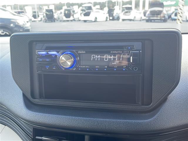 ステラ Ｌ　スマートアシスト　社外オーディオ（Ｃｌａｒｌａｎ　Ｉｎｔｅｌｌｉｇｅｎｔ　ｔｕｎｅ　ＣＺ２１５）　ＣＤ再生　ＡＭ／ＦＭラジオ　ミュージックプレイヤー接続　横滑り防止装置　リモコンキー　誤発進抑止機能　衝突警報（3枚目）