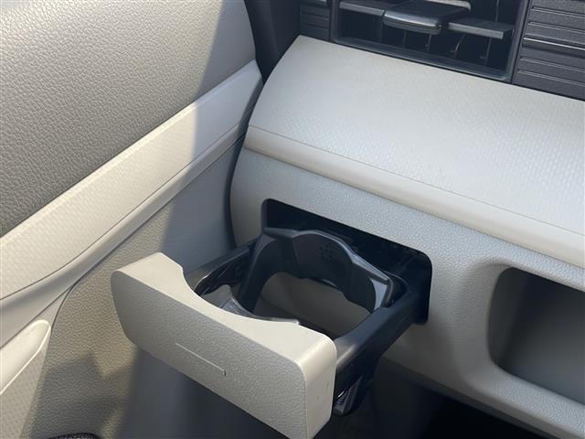 ステラ Ｌ　スマートアシスト　社外オーディオ（Ｃｌａｒｌａｎ　Ｉｎｔｅｌｌｉｇｅｎｔ　ｔｕｎｅ　ＣＺ２１５）　ＣＤ再生　ＡＭ／ＦＭラジオ　ミュージックプレイヤー接続　横滑り防止装置　リモコンキー　誤発進抑止機能　衝突警報（19枚目）