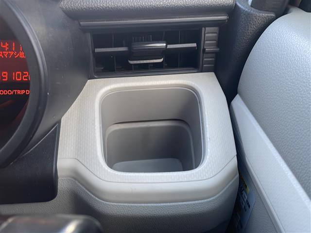 ステラ Ｌ　スマートアシスト　社外オーディオ（Ｃｌａｒｌａｎ　Ｉｎｔｅｌｌｉｇｅｎｔ　ｔｕｎｅ　ＣＺ２１５）　ＣＤ再生　ＡＭ／ＦＭラジオ　ミュージックプレイヤー接続　横滑り防止装置　リモコンキー　誤発進抑止機能　衝突警報（20枚目）