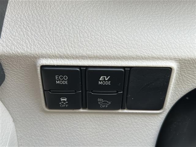 シエンタ 純正ナビ フルセグTV CD、SD、Bluetooth バックカメラ ETC スマートキー プッシュスタート スペアキー シートヒーター 両側パワースライドドア レーンキープアシスト 衝突軽減システム(15枚目)