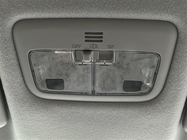 シエンタ 純正ナビ フルセグTV CD、SD、Bluetooth バックカメラ ETC スマートキー プッシュスタート スペアキー シートヒーター 両側パワースライドドア レーンキープアシスト 衝突軽減システム(20枚目)