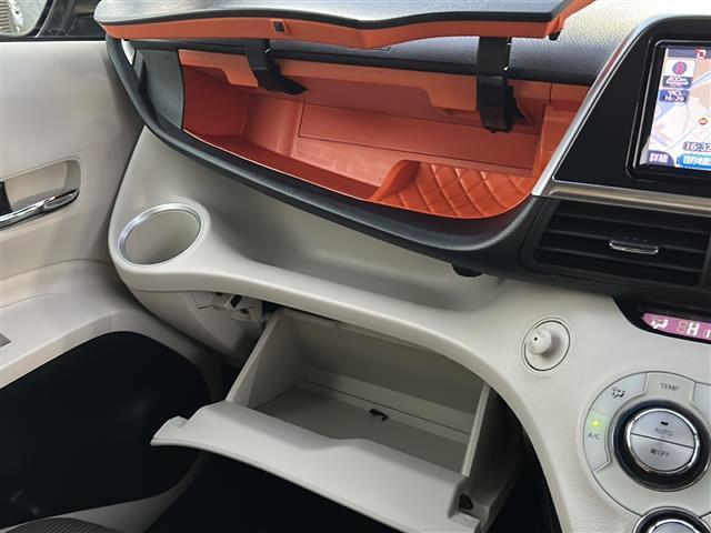 シエンタ 純正ナビ フルセグTV CD、SD、Bluetooth バックカメラ ETC スマートキー プッシュスタート スペアキー シートヒーター 両側パワースライドドア レーンキープアシスト 衝突軽減システム(21枚目)