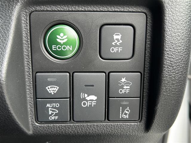 ヴェゼル ハイブリッドＺ・ホンダセンシング　社外ナビ　フルセグＴＶ　ＣＤ、ＤＶＤ、ＳＤ、ＵＳＢ、Ｂｌｕｅｔｏｏｔｈ　ワンオーナー　ＥＴＣ　ドライブレコーダー　ハーフレザー　クルーズコントロール　スポーツモード　スペアキー　レーンキープアシスト（16枚目）
