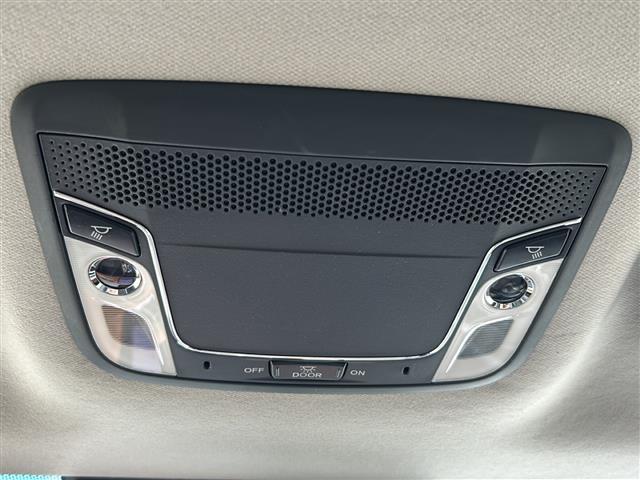 ヴェゼル ハイブリッドＺ・ホンダセンシング　社外ナビ　フルセグＴＶ　ＣＤ、ＤＶＤ、ＳＤ、ＵＳＢ、Ｂｌｕｅｔｏｏｔｈ　ワンオーナー　ＥＴＣ　ドライブレコーダー　ハーフレザー　クルーズコントロール　スポーツモード　スペアキー　レーンキープアシスト（23枚目）