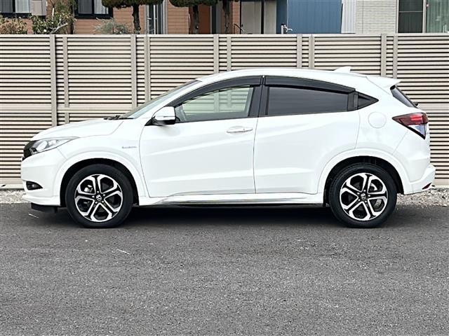 ヴェゼル ハイブリッドＺ・ホンダセンシング　社外ナビ　フルセグＴＶ　ＣＤ、ＤＶＤ、ＳＤ、ＵＳＢ、Ｂｌｕｅｔｏｏｔｈ　ワンオーナー　ＥＴＣ　ドライブレコーダー　ハーフレザー　クルーズコントロール　スポーツモード　スペアキー　レーンキープアシスト（32枚目）