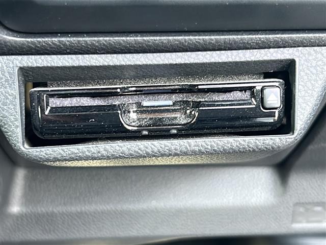 フォレスター アドバンス　純正ナビ　フルセグＴＶ　ＣＤ／ＤＶＤ　Ｂｌｕｅｔｏｏｔｈ　ＥＴＣ　バックカメラ　サイドカメラ　レダークルーズコントロール　全席シートヒーター　ステアリングヒーター　アイサイト（19枚目）