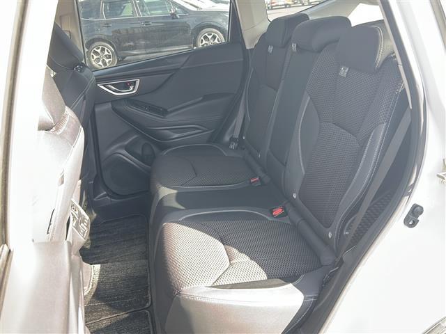 フォレスター アドバンス　純正ナビ　フルセグＴＶ　ＣＤ／ＤＶＤ　Ｂｌｕｅｔｏｏｔｈ　ＥＴＣ　バックカメラ　サイドカメラ　レダークルーズコントロール　全席シートヒーター　ステアリングヒーター　アイサイト（27枚目）