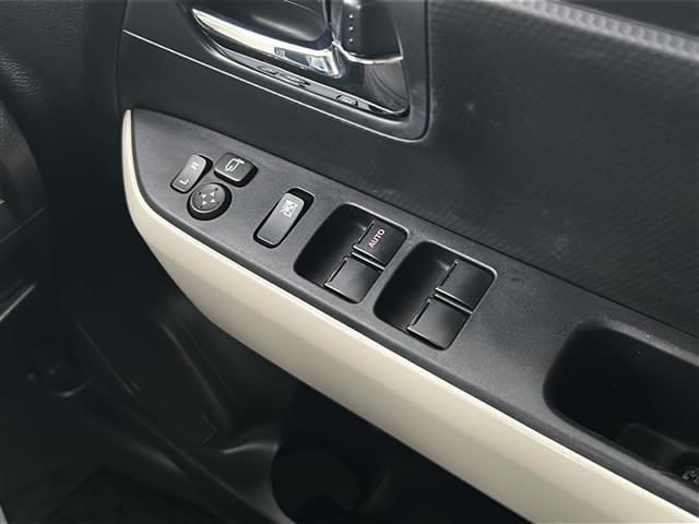 クロスビー ＨＹＢＲＩＤ　ＭＺ　社外ナビ　ＴＶ　ＵＳＢ　アダプティブクルーズコントロール　運転席助手席シートヒーター　ＭＴモード付きＡＴ　純正アルミホイール　パーキングアシスト　レーンキープアシスト　スマートキー　スペアキー（9枚目）