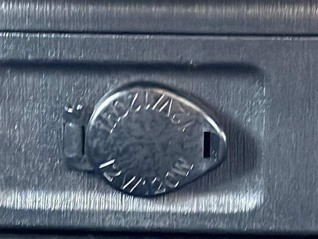 プリウスアルファ Ｓ　アルパイン９インチナビ　フルセグＴＶ　Ｂｌｕｅｔｏｏｔｈ　ＣＤ／ＤＶＤ　ＨＤＭＩ　バックカメラ　前後コーナーセンサー　ビルトインＥＴＣ　横滑り防止装置　盗難防止装置　オートライト（18枚目）