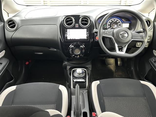 ノート ｅ－パワー　Ｘ　純正ナビ　フルセグ　ＣＤ、ＤＶＤ、ＳＤ、Ｂｌｕｅｔｏｏｔｈ　ＥＴＣ　ドラレコ　全方位カメラ　デジタルインナーミラー　車両接近通報装置　レーンキープアシスト　プッシュスタート　スマートキー　スペアキー（2枚目）