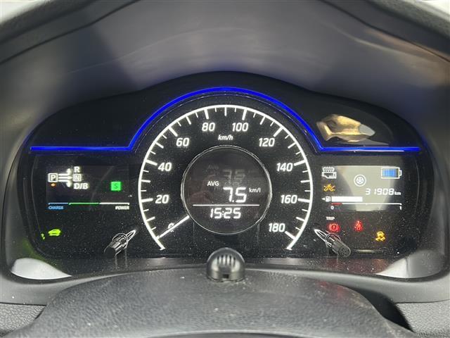 ノート ｅ－パワー　Ｘ　純正ナビ　フルセグ　ＣＤ、ＤＶＤ、ＳＤ、Ｂｌｕｅｔｏｏｔｈ　ＥＴＣ　ドラレコ　全方位カメラ　デジタルインナーミラー　車両接近通報装置　レーンキープアシスト　プッシュスタート　スマートキー　スペアキー（10枚目）