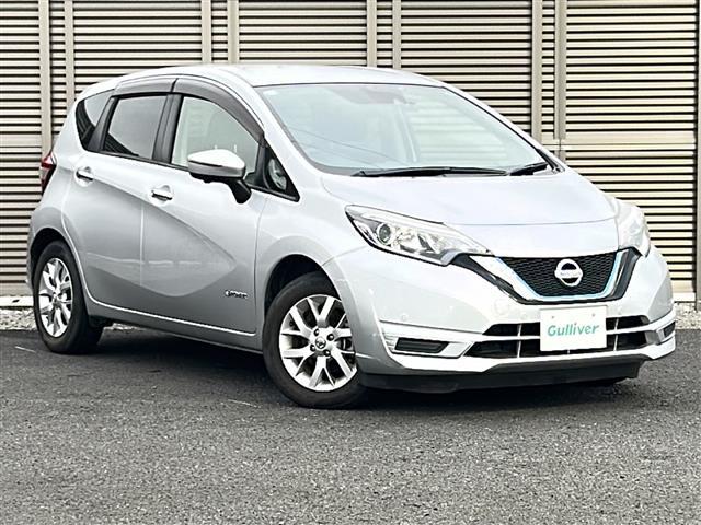 ノート ｅ－パワー　Ｘ　純正ナビ　フルセグ　ＣＤ、ＤＶＤ、ＳＤ、Ｂｌｕｅｔｏｏｔｈ　ＥＴＣ　ドラレコ　全方位カメラ　デジタルインナーミラー　車両接近通報装置　レーンキープアシスト　プッシュスタート　スマートキー　スペアキー（37枚目）