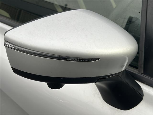 ノート ｅ－パワー　Ｘ　純正ナビ　フルセグ　ＣＤ、ＤＶＤ、ＳＤ、Ｂｌｕｅｔｏｏｔｈ　ＥＴＣ　ドラレコ　全方位カメラ　デジタルインナーミラー　車両接近通報装置　レーンキープアシスト　プッシュスタート　スマートキー　スペアキー（39枚目）