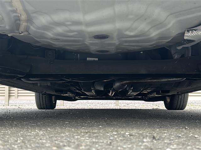 ノート ｅ－パワー　Ｘ　純正ナビ　フルセグ　ＣＤ、ＤＶＤ、ＳＤ、Ｂｌｕｅｔｏｏｔｈ　ＥＴＣ　ドラレコ　全方位カメラ　デジタルインナーミラー　車両接近通報装置　レーンキープアシスト　プッシュスタート　スマートキー　スペアキー（42枚目）