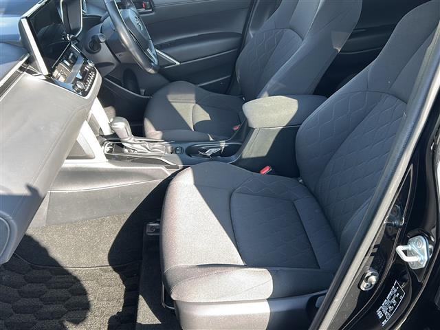 カローラクロス Ｇ　トヨタ純正ナヒ゛フルセク゛ＴＶ，ＣＤ，ＡＭ／ＦＭラシ゛オ　レータ゛ークルース゛コントロール　レーンテ゛ィハ゜ーチャーアラート　フ゜リクラッシュセーフティシステム　ヒ゛ルトインＥＴＣ（25枚目）