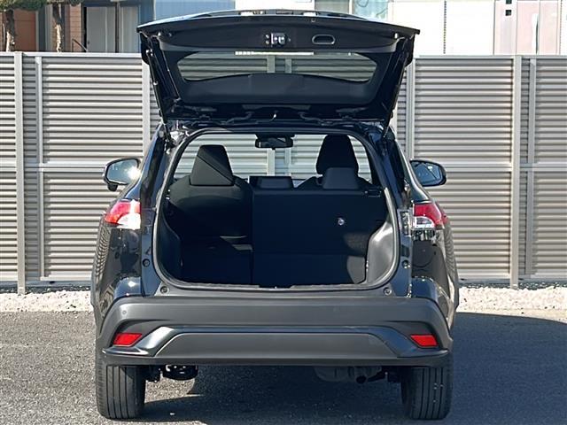 カローラクロス Ｇ　トヨタ純正ナヒ゛フルセク゛ＴＶ，ＣＤ，ＡＭ／ＦＭラシ゛オ　レータ゛ークルース゛コントロール　レーンテ゛ィハ゜ーチャーアラート　フ゜リクラッシュセーフティシステム　ヒ゛ルトインＥＴＣ（29枚目）