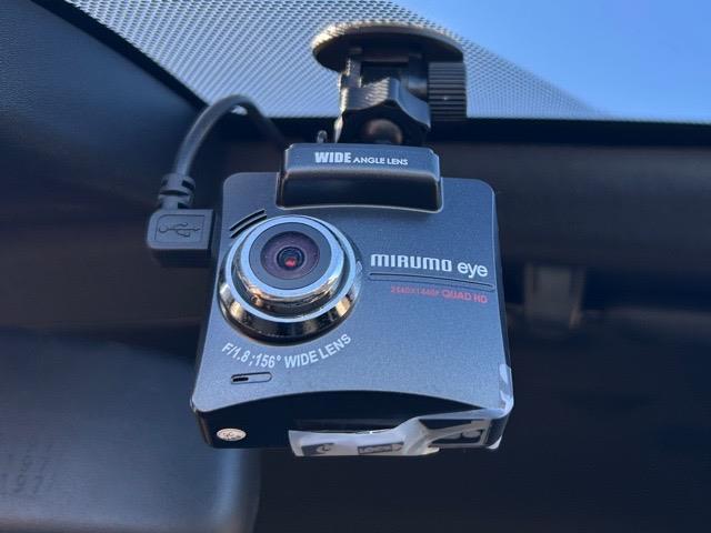 C-HR S LEDエディション 禁煙車 ワンオーナー 純正ナビ フルセグテレビ Bluetooth接続 HDMI ETC2.0 バックカメラ レーダークルーズコントロール クリアランスソナー レーンキープアシスト(3枚目)