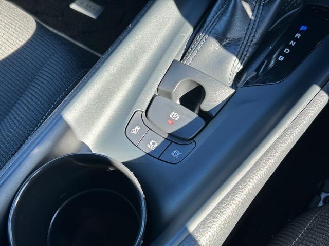 C-HR S LEDエディション 禁煙車 ワンオーナー 純正ナビ フルセグテレビ Bluetooth接続 HDMI ETC2.0 バックカメラ レーダークルーズコントロール クリアランスソナー レーンキープアシスト(20枚目)