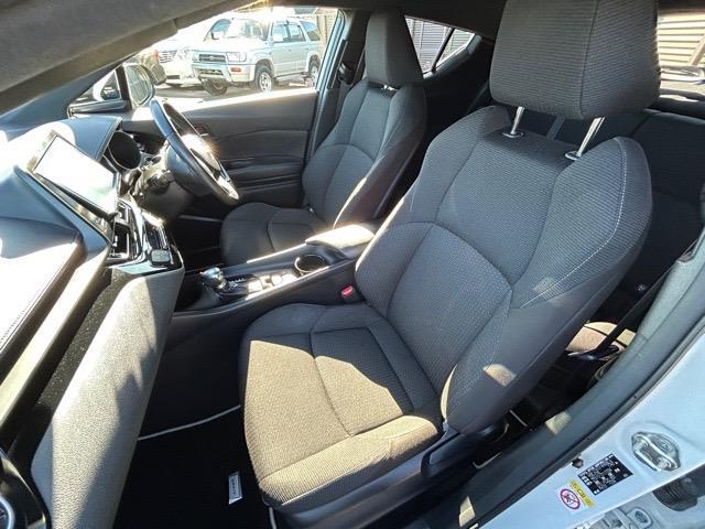 C-HR S LEDエディション 禁煙車 ワンオーナー 純正ナビ フルセグテレビ Bluetooth接続 HDMI ETC2.0 バックカメラ レーダークルーズコントロール クリアランスソナー レーンキープアシスト(25枚目)