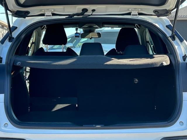 C-HR S LEDエディション 禁煙車 ワンオーナー 純正ナビ フルセグテレビ Bluetooth接続 HDMI ETC2.0 バックカメラ レーダークルーズコントロール クリアランスソナー レーンキープアシスト(29枚目)