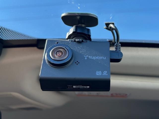 ＣＸ－５ ２０Ｓ　プロアクティブ　禁煙車　ワンオーナー　純正ナビ　ＢＯＳＥスピーカー　フルセグテレビ　Ｂｌｕｅｔｏｏｔｈ接続　ＥＴＣ　ＣＤ／ＤＶＤ再生　全周囲カメラ　レーダークルーズコントロール　運転席パワーシート（3枚目）