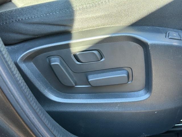 ＣＸ－５ ２０Ｓ　プロアクティブ　禁煙車　ワンオーナー　純正ナビ　ＢＯＳＥスピーカー　フルセグテレビ　Ｂｌｕｅｔｏｏｔｈ接続　ＥＴＣ　ＣＤ／ＤＶＤ再生　全周囲カメラ　レーダークルーズコントロール　運転席パワーシート（21枚目）