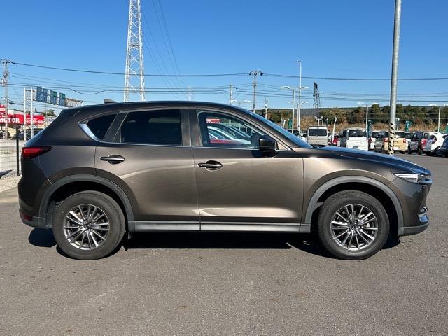 ＣＸ－５ ２０Ｓ　プロアクティブ　禁煙車　ワンオーナー　純正ナビ　ＢＯＳＥスピーカー　フルセグテレビ　Ｂｌｕｅｔｏｏｔｈ接続　ＥＴＣ　ＣＤ／ＤＶＤ再生　全周囲カメラ　レーダークルーズコントロール　運転席パワーシート（38枚目）