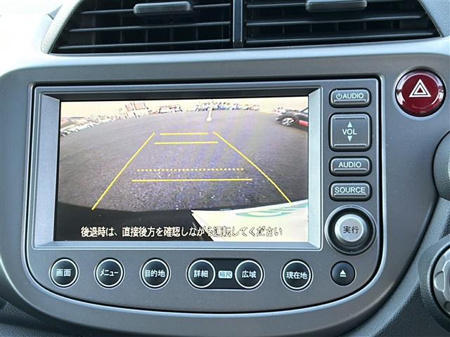 フィット G スマートスタイルエディション ワンオーナー 純正HDDナビ バックカメラ DVD再生 MP3 CD再生 ワンセグテレビ、走行中視聴可能 HDD録音機能 AM/FMラジオ ビルトインETC 取扱説明書 保証書(3枚目)