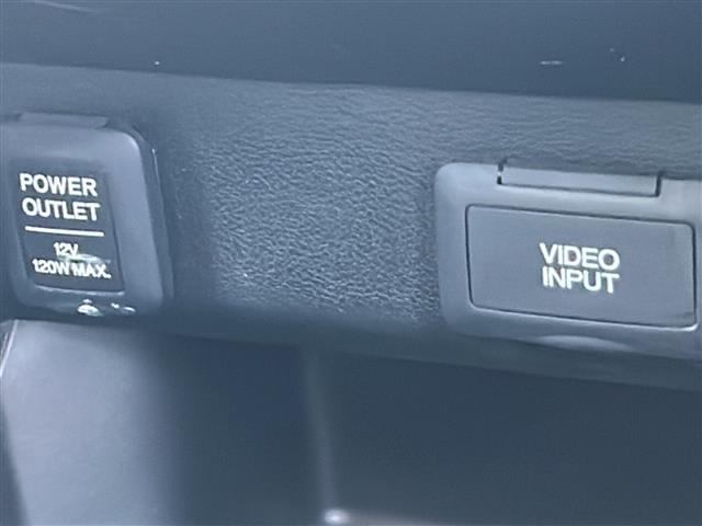 フィット G スマートスタイルエディション ワンオーナー 純正HDDナビ バックカメラ DVD再生 MP3 CD再生 ワンセグテレビ、走行中視聴可能 HDD録音機能 AM/FMラジオ ビルトインETC 取扱説明書 保証書(18枚目)