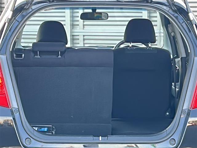 フィット G スマートスタイルエディション ワンオーナー 純正HDDナビ バックカメラ DVD再生 MP3 CD再生 ワンセグテレビ、走行中視聴可能 HDD録音機能 AM/FMラジオ ビルトインETC 取扱説明書 保証書(30枚目)