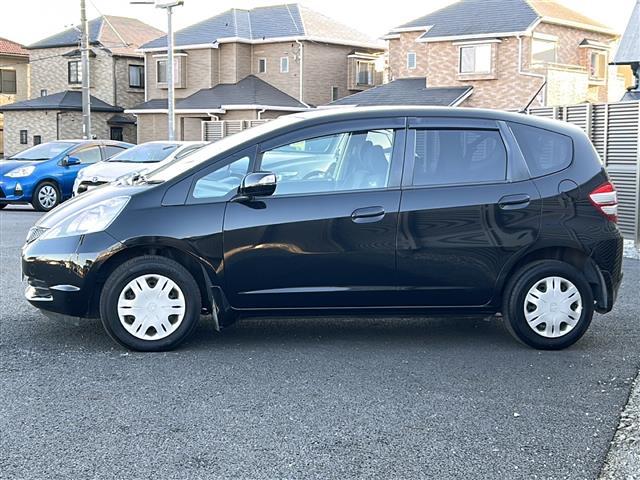 フィット G スマートスタイルエディション ワンオーナー 純正HDDナビ バックカメラ DVD再生 MP3 CD再生 ワンセグテレビ、走行中視聴可能 HDD録音機能 AM/FMラジオ ビルトインETC 取扱説明書 保証書(34枚目)