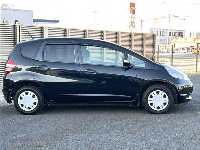 フィット G スマートスタイルエディション ワンオーナー 純正HDDナビ バックカメラ DVD再生 MP3 CD再生 ワンセグテレビ、走行中視聴可能 HDD録音機能 AM/FMラジオ ビルトインETC 取扱説明書 保証書(38枚目)