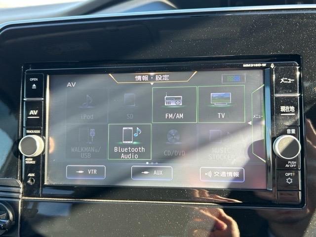セレナ ハイウェイスター Vセレクション 純正ナビ CD DVD Bluetooth フルセグTV ETC 前後ドライブレコーダー アラウンドビューモニター エマージェンシーブレーキ パーキングアシスト 車線逸脱警報 ふらつき警報(4枚目)