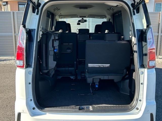 セレナ ハイウェイスター Vセレクション 純正ナビ CD DVD Bluetooth フルセグTV ETC 前後ドライブレコーダー アラウンドビューモニター エマージェンシーブレーキ パーキングアシスト 車線逸脱警報 ふらつき警報(30枚目)