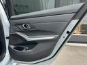 ３２０ｄ　ｘＤｒｉｖｅツーリング　Ｍスポーツ　ハンズ・オフ・アシスト　黒革　ＨＵＤ　ＡＣＣ　ＬＫＡ　　ワイヤレス・チャージング　パワーシート　シートヒーター　パワーリアゲート／フットオープナー　純ナビ　３６０°カメラ　純１９ＡＷ　ドラレコ　ＥＴＣ（51枚目）