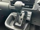 【シフト】スムーズなシフトチェンジで快適にお車を操縦していただけます。