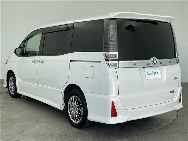 ヴォクシー ハイブリッドＺＳ　煌ＩＩ　バックカメラ　ＡＬＰＩＮＥ製フリップダウンモニター　ＡＬＰＩＮＥ製ドライブレコーダー　両側パワースライドドア　フルセグＴＶ　テレビキャンセラー　ＨＤＭＩ端子　Ｂｌｕｅｔｏｏｔｈ　ＥＴＣ（35枚目）