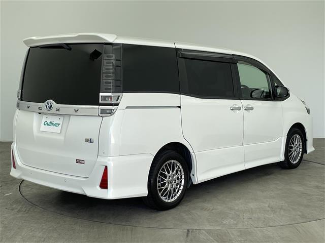ヴォクシー ハイブリッドＺＳ　煌ＩＩ　バックカメラ　ＡＬＰＩＮＥ製フリップダウンモニター　ＡＬＰＩＮＥ製ドライブレコーダー　両側パワースライドドア　フルセグＴＶ　テレビキャンセラー　ＨＤＭＩ端子　Ｂｌｕｅｔｏｏｔｈ　ＥＴＣ（37枚目）