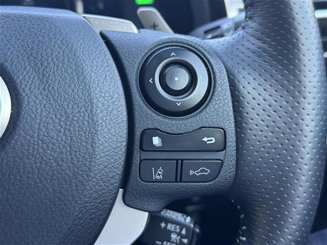 ＩＳ ＩＳ３００ｈ　Ｆスポーツ　サンルーフ　純正ナビ　マークレビンソン　バックカメラ　フルセグＴＶ　Ｂｌｕｅｔｏｏｔｈ　ビルトインＥＴＣ　黒革シート　純正１９インチＡＷ　レーダークルコン　パワーシート　ベンチレーション（16枚目）